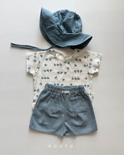 Load image into Gallery viewer, AOSTA KIDS PATTERN TEE SHIRT*PREORDER