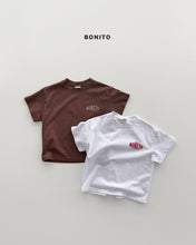 Load image into Gallery viewer, BONITO KIDS BOLD BONITO TEE (WITH MOM) **PREORDER