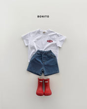 Load image into Gallery viewer, BONITO KIDS BOLD BONITO TEE (WITH MOM) **PREORDER