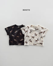Load image into Gallery viewer, BONITO KIDS SURFING DOG TEE**PREORDER