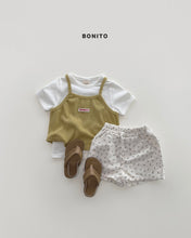 Load image into Gallery viewer, BONITO KIDS FLORAL SHORT**PREORDER
