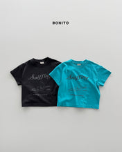 Load image into Gallery viewer, BONITO KIDS SNIFFING TEE**PREORDER