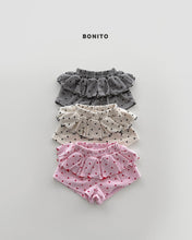 Load image into Gallery viewer, BONITO KIDS MINI HEART FRILL SHORT**PREORDER