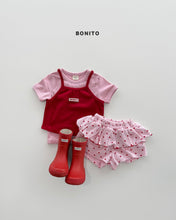 Load image into Gallery viewer, BONITO KIDS MINI HEART FRILL SHORT**PREORDER