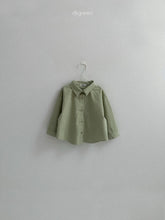 將圖片載入圖庫檢視器中，綠色童裝翻領襯衫 *預購