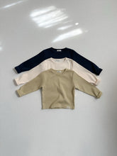 將圖片載入圖庫檢視器中，綠色兒童魅力T卹*預購