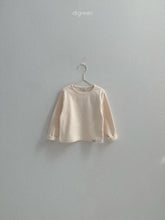 將圖片載入圖庫檢視器中，綠色兒童魅力T卹*預購