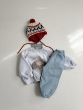 Load image into Gallery viewer, DIGREEN KIDS SNOWBALL SWEAT SHIRT*PREORDER