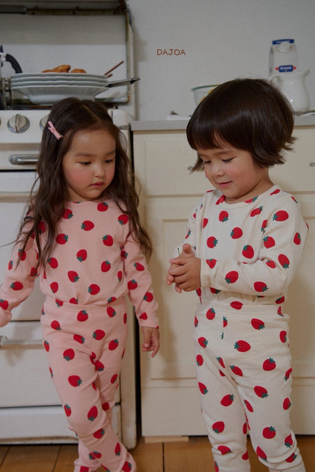 DAJOA KIDS STRAWBERRY HOMEWEAR SET* Preorder