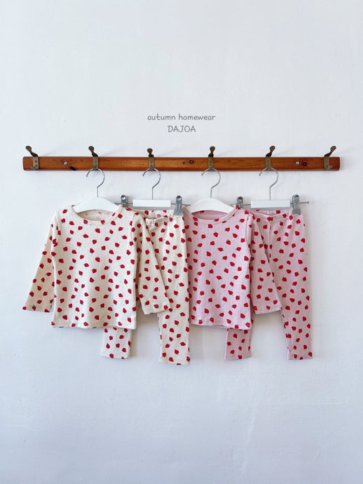 DAJOA KIDS MINI STRAWBERRY HOMEWEAR SET* Preorder