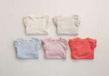 Load image into Gallery viewer, FLO KIDS HEY SINGLE TEE**PREORDER