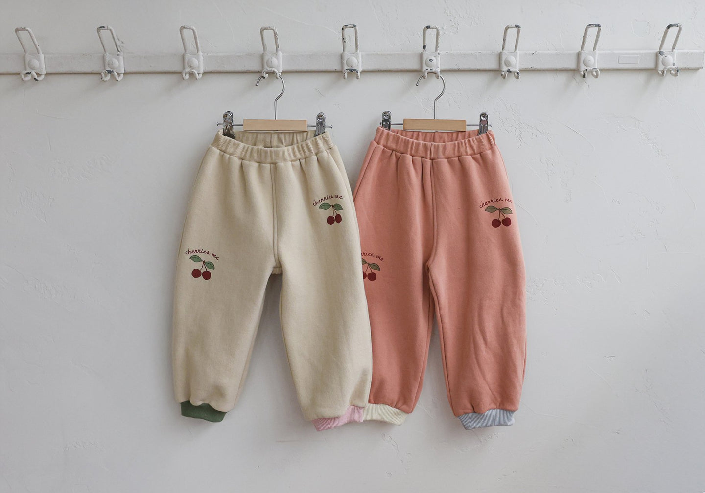 FLO KIDS  CHERRY SWEAT PANTS**PREORDER