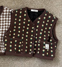Load image into Gallery viewer, RAKER KIDS PATTERN VEST** Preorder