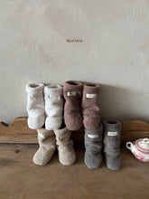 Load image into Gallery viewer, LALA KIDS SOFT FOOT WARMER* PREORDER