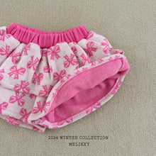 Load image into Gallery viewer, MEL KIDS KNIT BIG FRILL SHORT**PREORDER