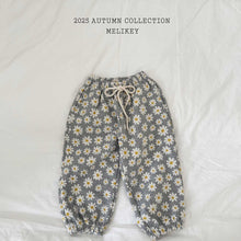 Load image into Gallery viewer, MEL KIDS FALL DAISY JOGGER PANTS**PREORDER