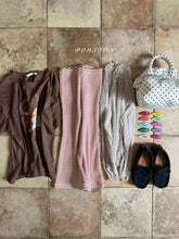 Load image into Gallery viewer, POISSON KIDS BOOTCUT LEGGINGS**PREORDER