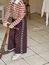 Load image into Gallery viewer, POISSON KIDS HEART TRIM PANTS**PREORDER