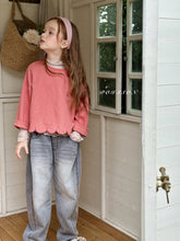 Load image into Gallery viewer, POISSON KIDS SCALLOP TEE SHIRT **PREORDER
