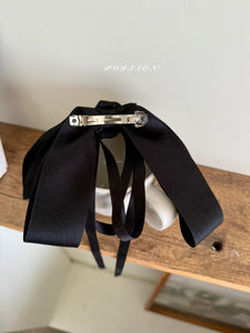 POISSON KIDS BLACK BOW**PREORDER