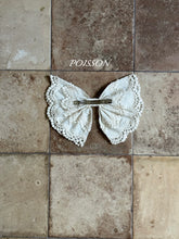 Load image into Gallery viewer, POISSON KIDS BIG LACE BOW**PREORDER