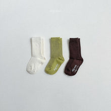 Load image into Gallery viewer, DIGREEN KIDS OLIVE SOCK SET*PREORDER