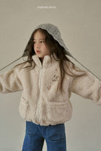 Load image into Gallery viewer, MOMOANN KIDS MOMO FLEECE JACKET *PREORDER