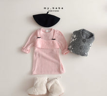 Load image into Gallery viewer, MYBEBE KIDS BOW LONG TOP* Preorder