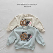 Load image into Gallery viewer, MEL KIDS PRETZEL SWEAT SHIRT**PREORDER