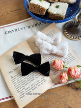 Load image into Gallery viewer, MEL KIDS BOW BROOCH**PREORDER