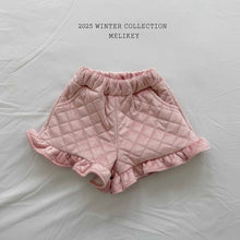 Load image into Gallery viewer, MEL KIDS QUILITED FRILL SHORTS**PREORDER