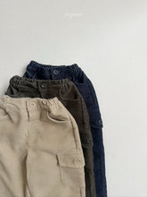 Load image into Gallery viewer, DIGREEN KIDS CARGO PANTS*PREORDER