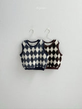 Load image into Gallery viewer, DIGREEN KIDS ARGYLE VEST*PREORDER