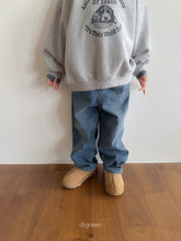 Load image into Gallery viewer, DIGREEN KIDS PUPPY SWEATSHIRT*PREORDER