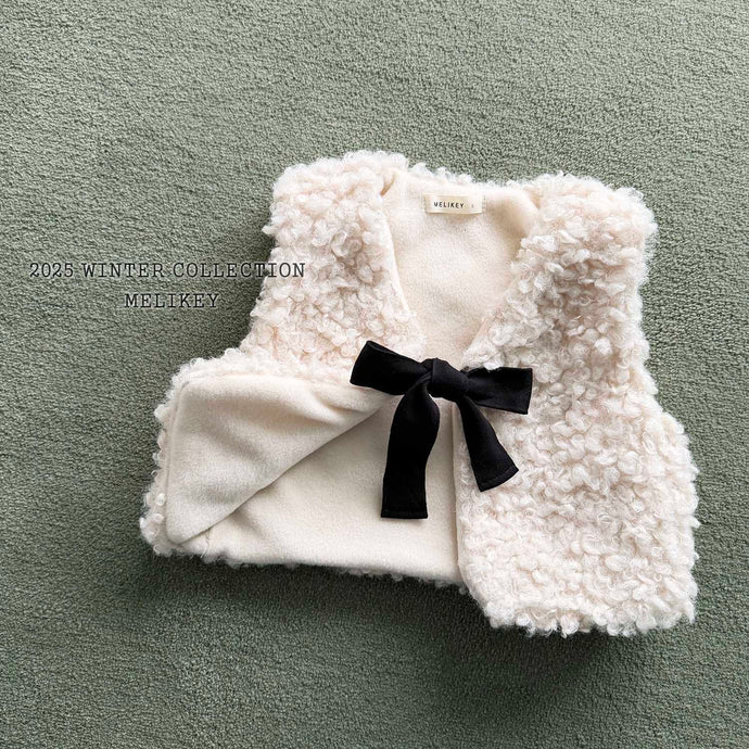 MEL KIDS FLEECE VEST**PREORDER
