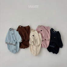 Load image into Gallery viewer, LALALAND FLUFFY SWEAT SHIRT*Preorder