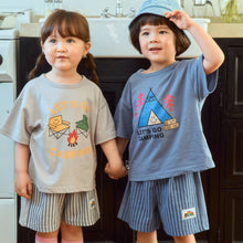 將圖片載入圖庫檢視器中，FIRST BLUE 兒童露營短袖T卹**預購**