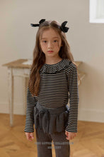 Load image into Gallery viewer, MEL KIDS FALL PETIT FRILL TEE**PREORDER
