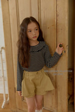 Load image into Gallery viewer, MEL KIDS FALL PETIT FRILL TEE**PREORDER