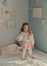 Load image into Gallery viewer, MEL KIDS QUILITED FRILL SHORTS**PREORDER