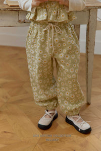 MEL KIDS FALL DAISY JOGGER PANTS**PREORDER