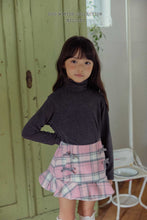 Load image into Gallery viewer, MEL KIDS SIMPLE TURTLE NECK**PREORDER