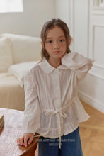 Load image into Gallery viewer, MEL KIDS FALL DAOL FRILL BLOUSE**PREORDER