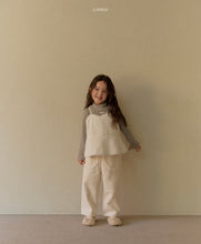 Load image into Gallery viewer, LINDO KIDS POCKET HEART PANTS* Preorder
