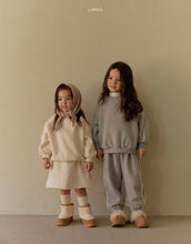 Load image into Gallery viewer, LINDO KIDS SWEEET SWEAT SHIRT* Preorder