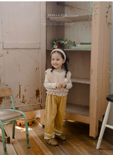 Load image into Gallery viewer, FLO KIDS MONTBLANC VEST**PREORDER