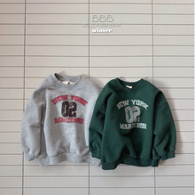 Load image into Gallery viewer, BELLA KIDS BALL SWEAT SHIRT*PREORDER