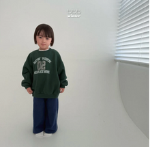 Load image into Gallery viewer, BELLA KIDS BALL SWEAT SHIRT*PREORDER
