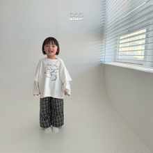 Load image into Gallery viewer, BELLA KIDS CAT LAYERED TEE*PREORDER