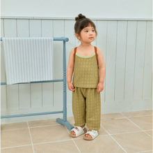 將圖片載入圖庫檢視器中，FIRST BLUE KIDS BINDING CONTRAST STRAP SLEEVELESS**預購